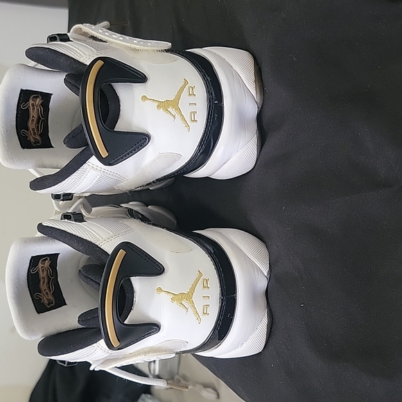 Jordans - Picture 4 of 4